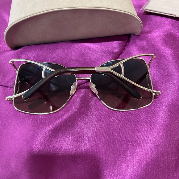 Chloe sunglasses 🕶 - Picture 5 of 6